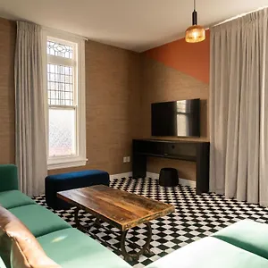 yha-christchurch.top-hotels-christchurch.com/
